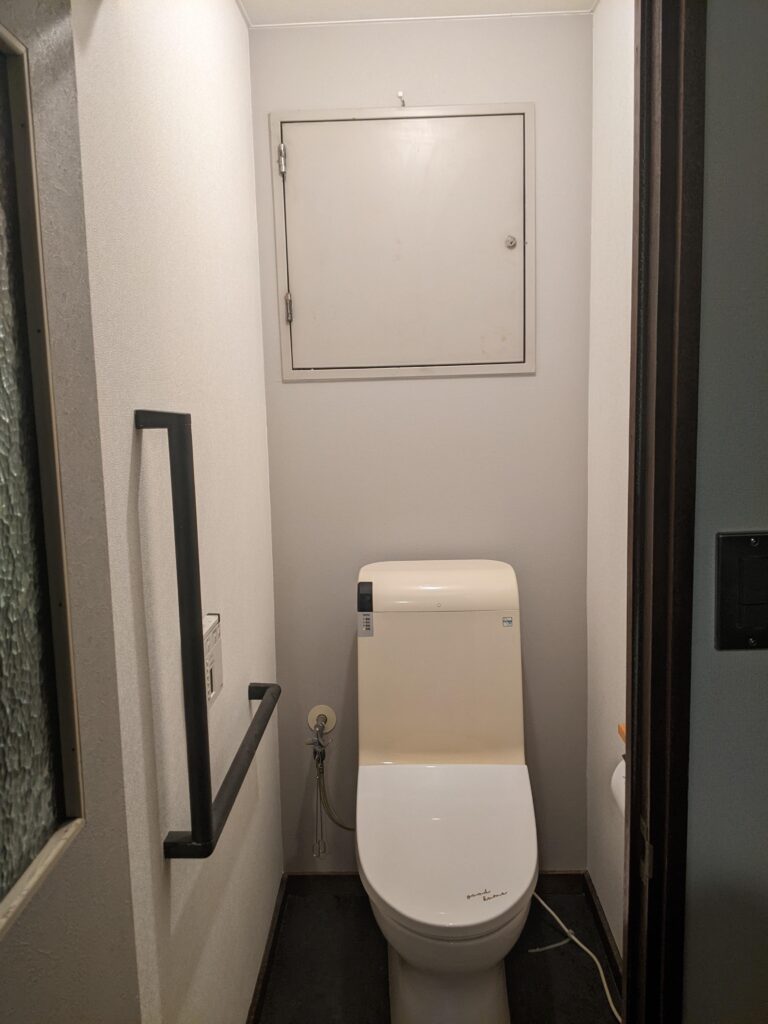 DIY前のトイレ